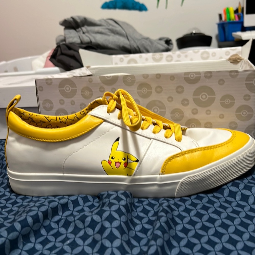 Pokémon pickachu shoes.